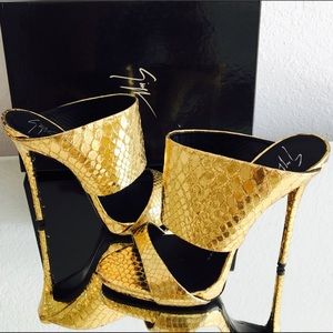 ⚜️GOLD METALLIC SNAKESKIN⚜️ GIUSEPPE ZANOTTI